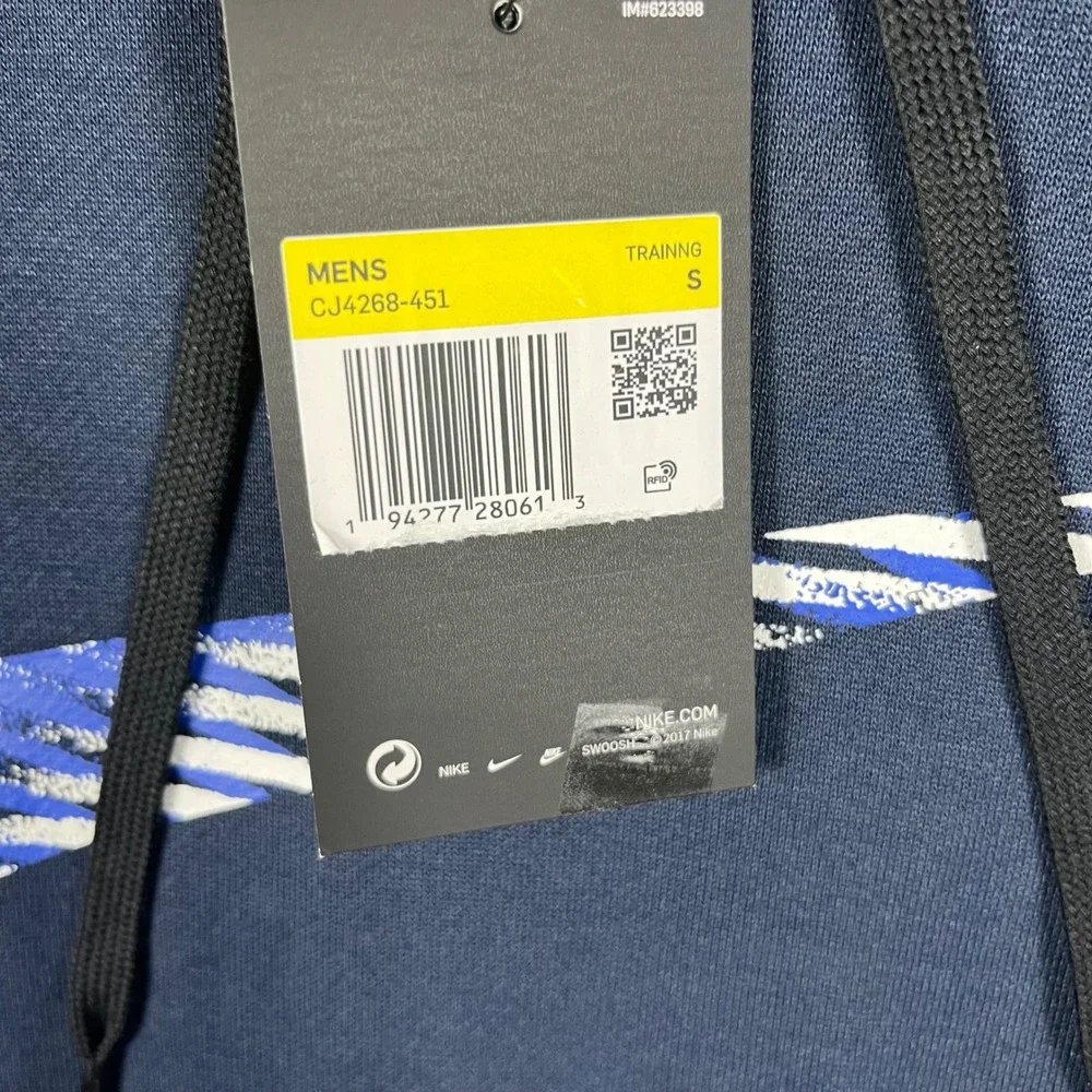 Nike Hoodie Men Small Navy Blue Dri-FIT Graphic Swoosh Training‎ CJ4268-451 NWT